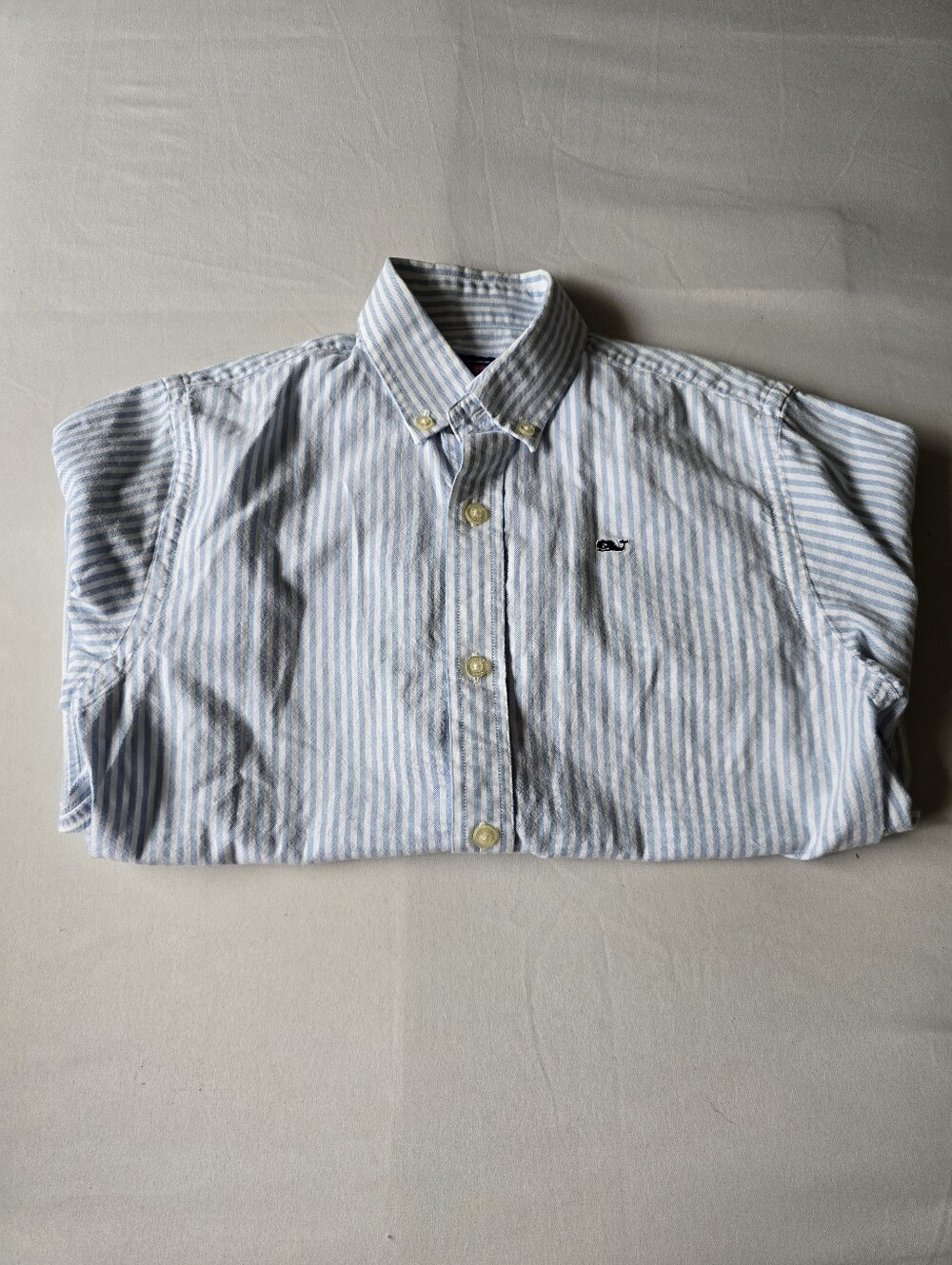 Vineyard Vines Light Blue And White Striped Button Down Size Small (8-10)